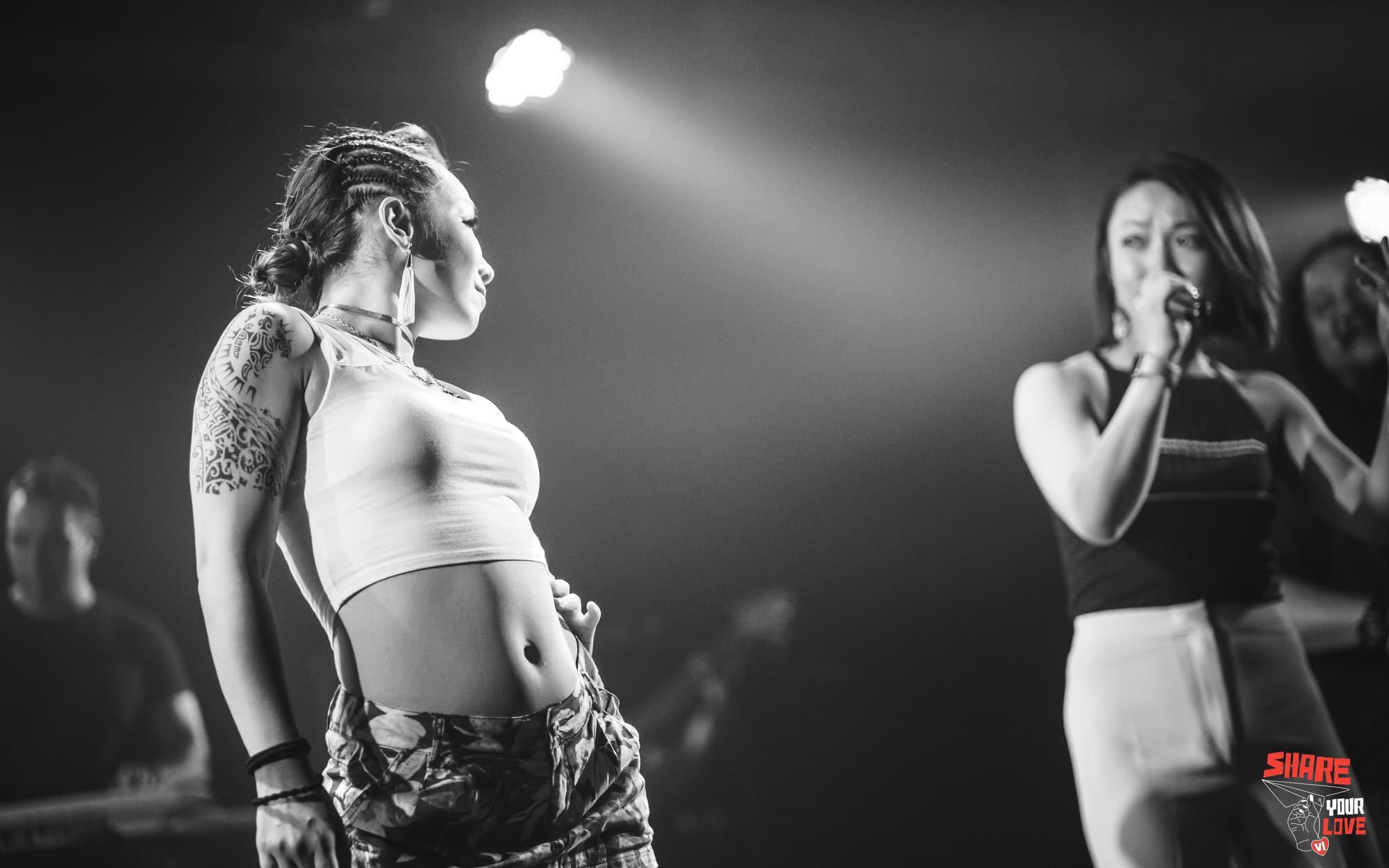 Stage duo